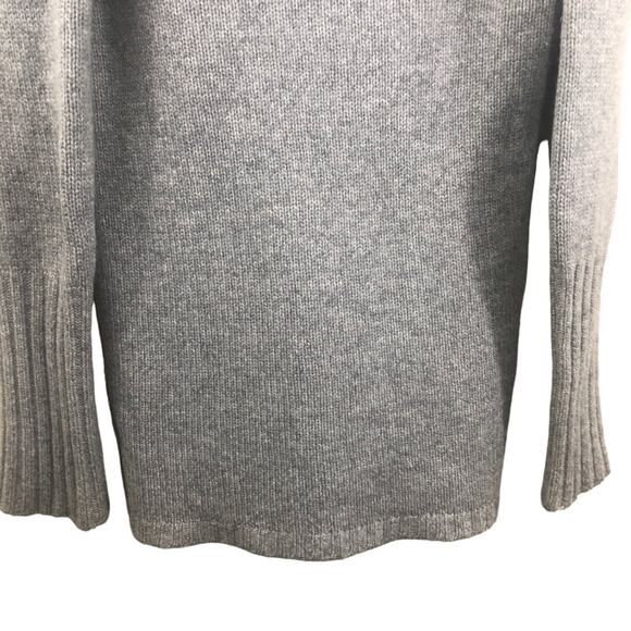 Theory Grey Cashmere V Neck Sweater with pockets Size Small - Picture 10 of 13